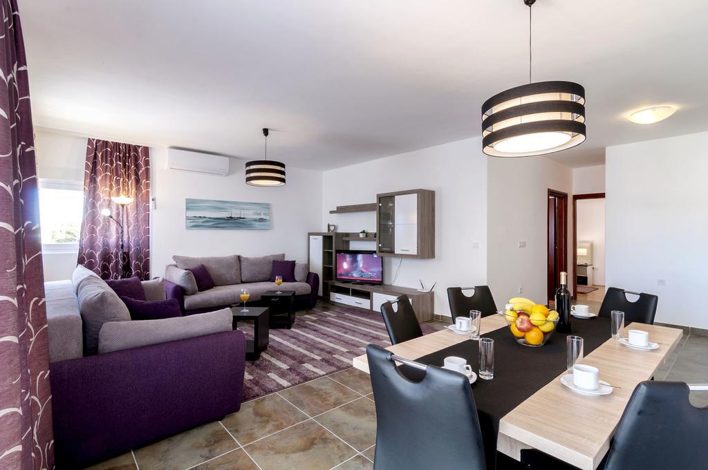 Sukošan White Residence Accommodation מראה חיצוני תמונה