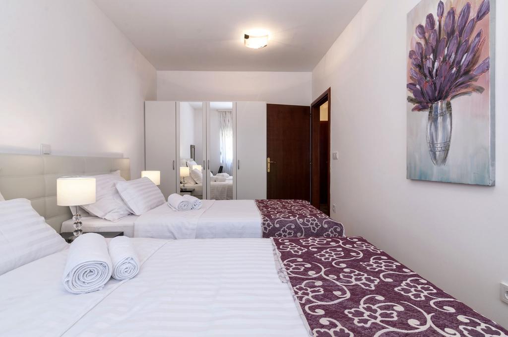 Sukošan White Residence Accommodation מראה חיצוני תמונה