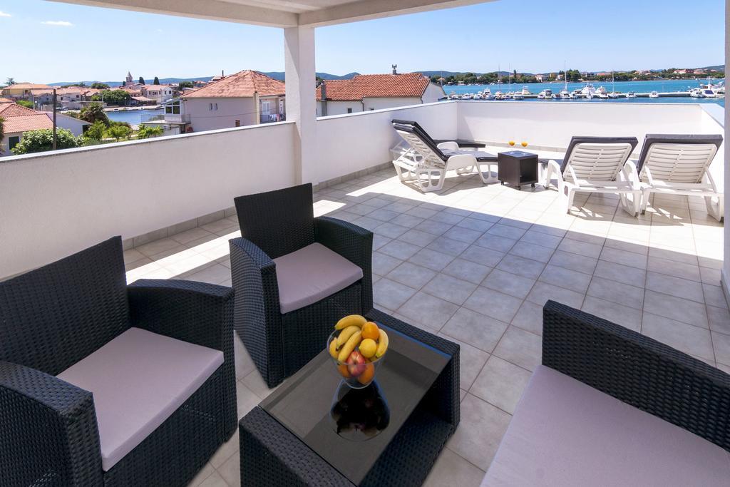 Sukošan White Residence Accommodation מראה חיצוני תמונה