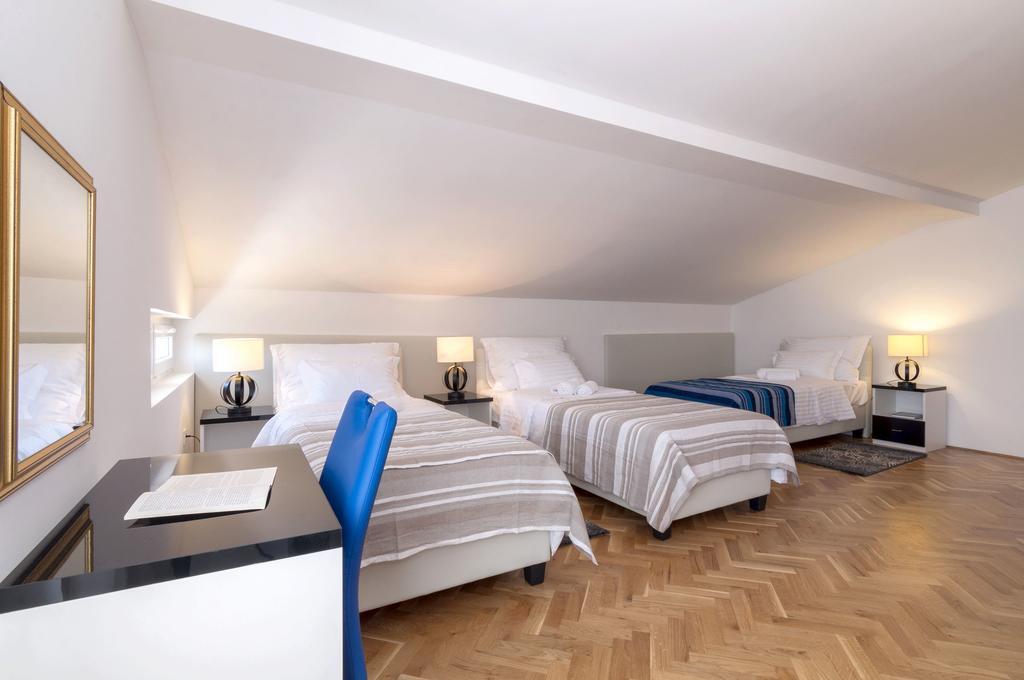 Sukošan White Residence Accommodation מראה חיצוני תמונה