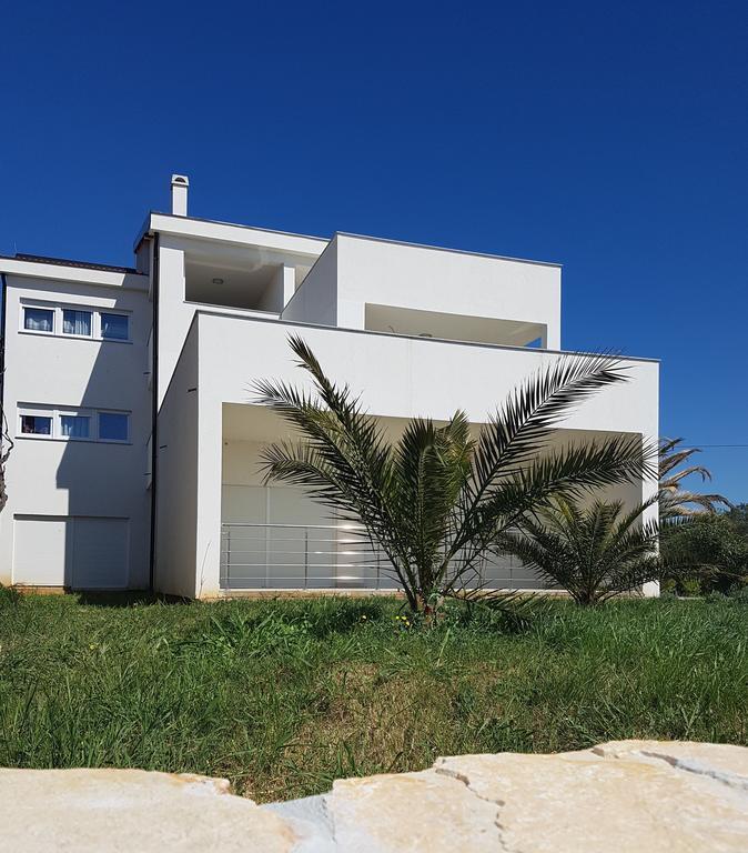 Sukošan White Residence Accommodation מראה חיצוני תמונה
